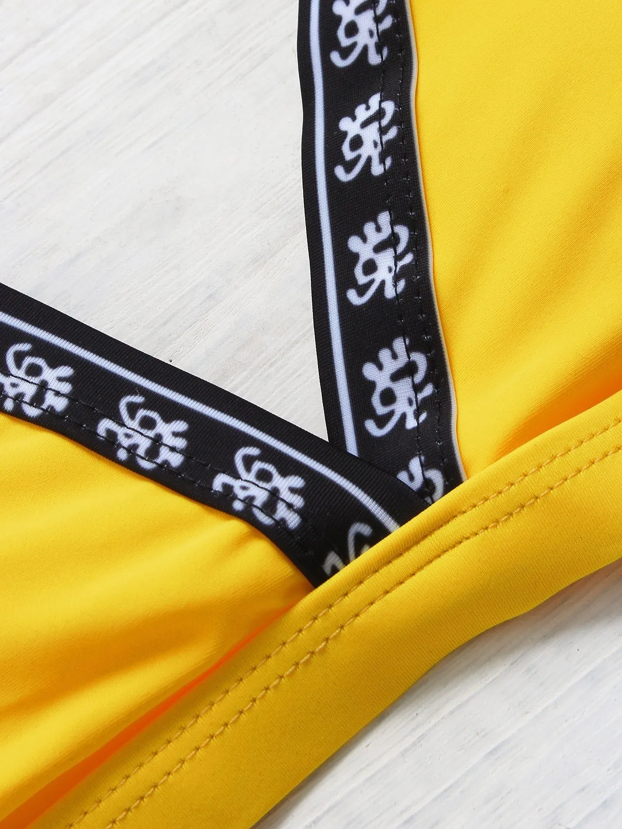 Custom Plain Spaghetti Strap Sleeveless V-Neck Yellow Bikini Set
