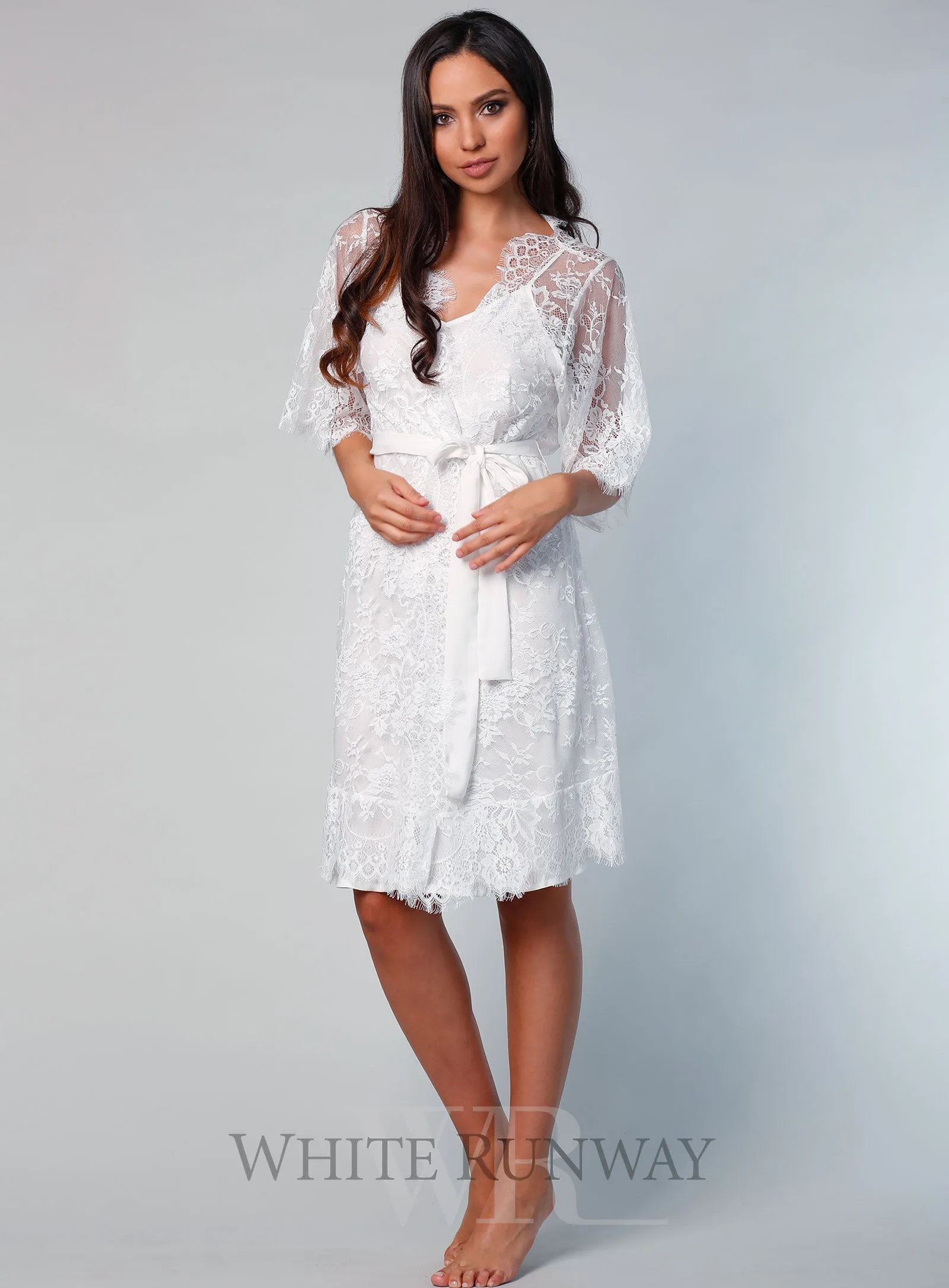 Lyon Short Lace Robe
