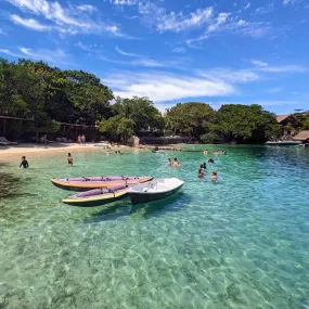 Paue Beach Lounge – Relax in the Rosario Islands’ Hidden Paradise