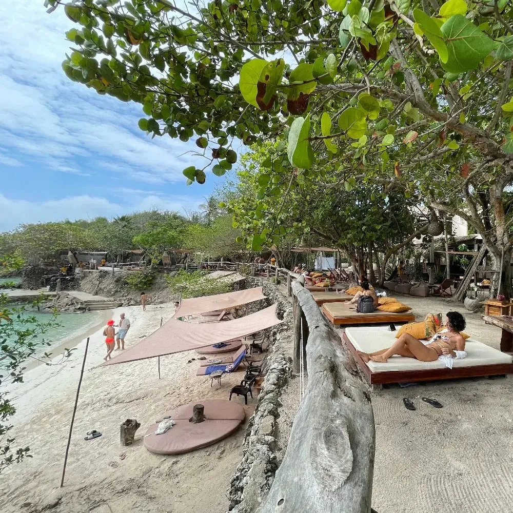 Paue Beach Lounge – Relax in the Rosario Islands’ Hidden Paradise