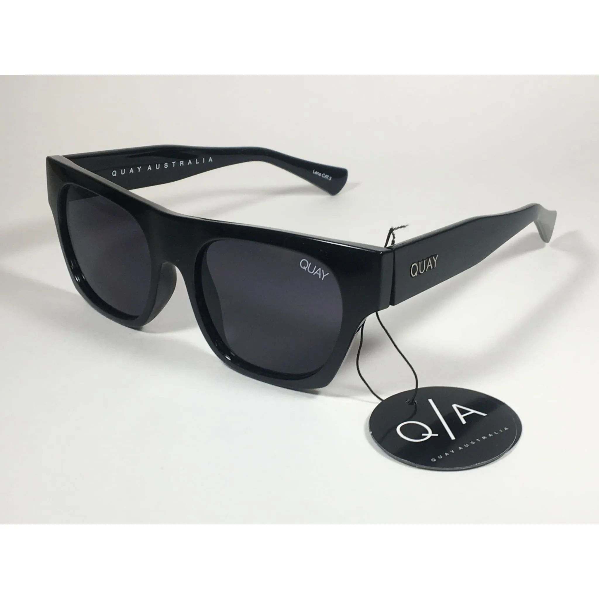 Quay Something Extra Square Sunglasses QW000297 Black Frame Gray Smoke Gradient Lens