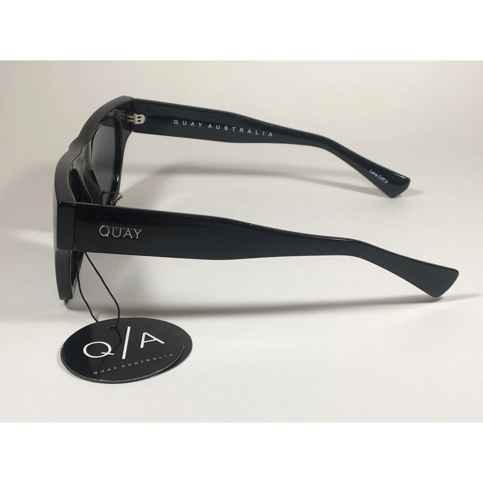 Quay Something Extra Square Sunglasses QW000297 Black Frame Gray Smoke Gradient Lens