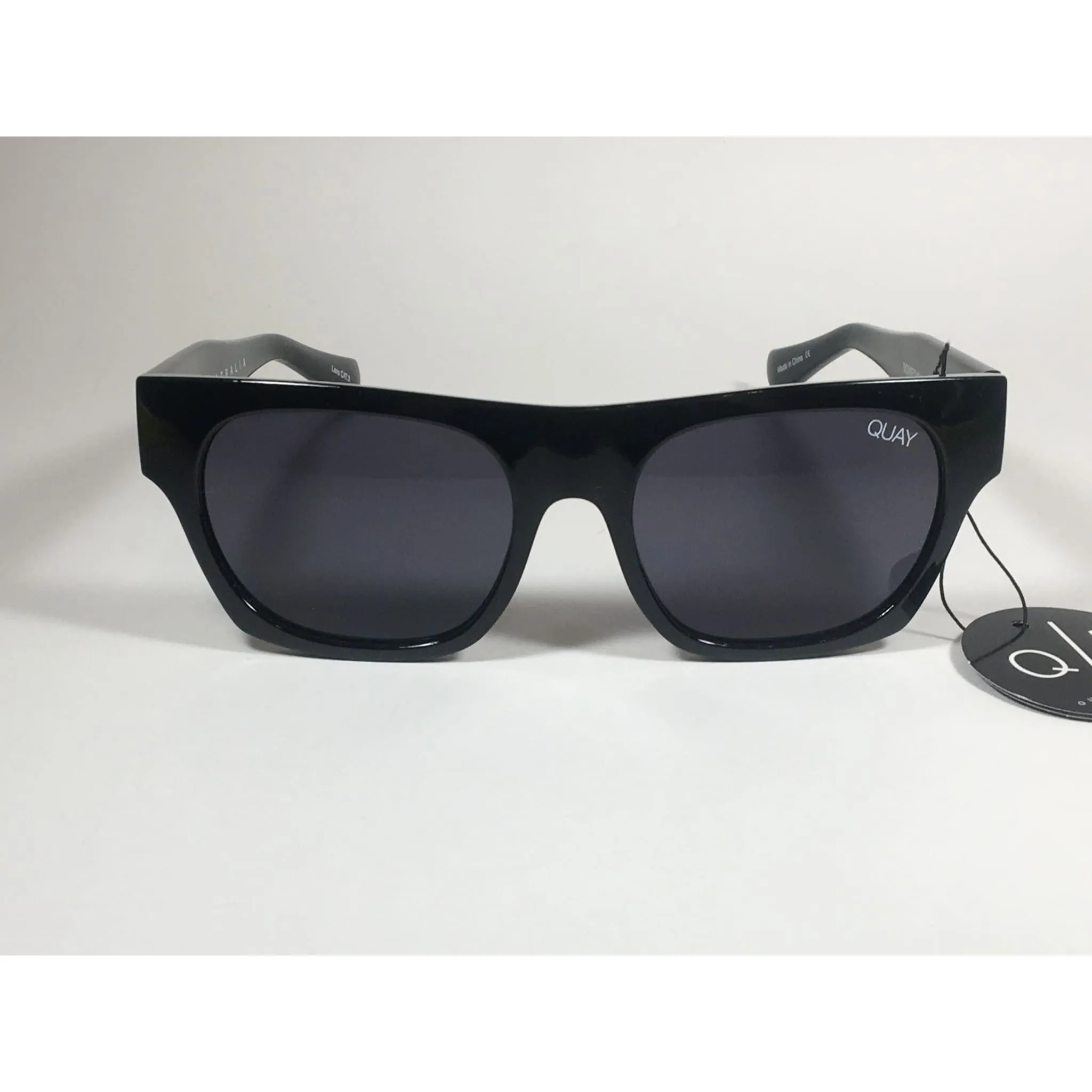 Quay Something Extra Square Sunglasses QW000297 Black Frame Gray Smoke Gradient Lens