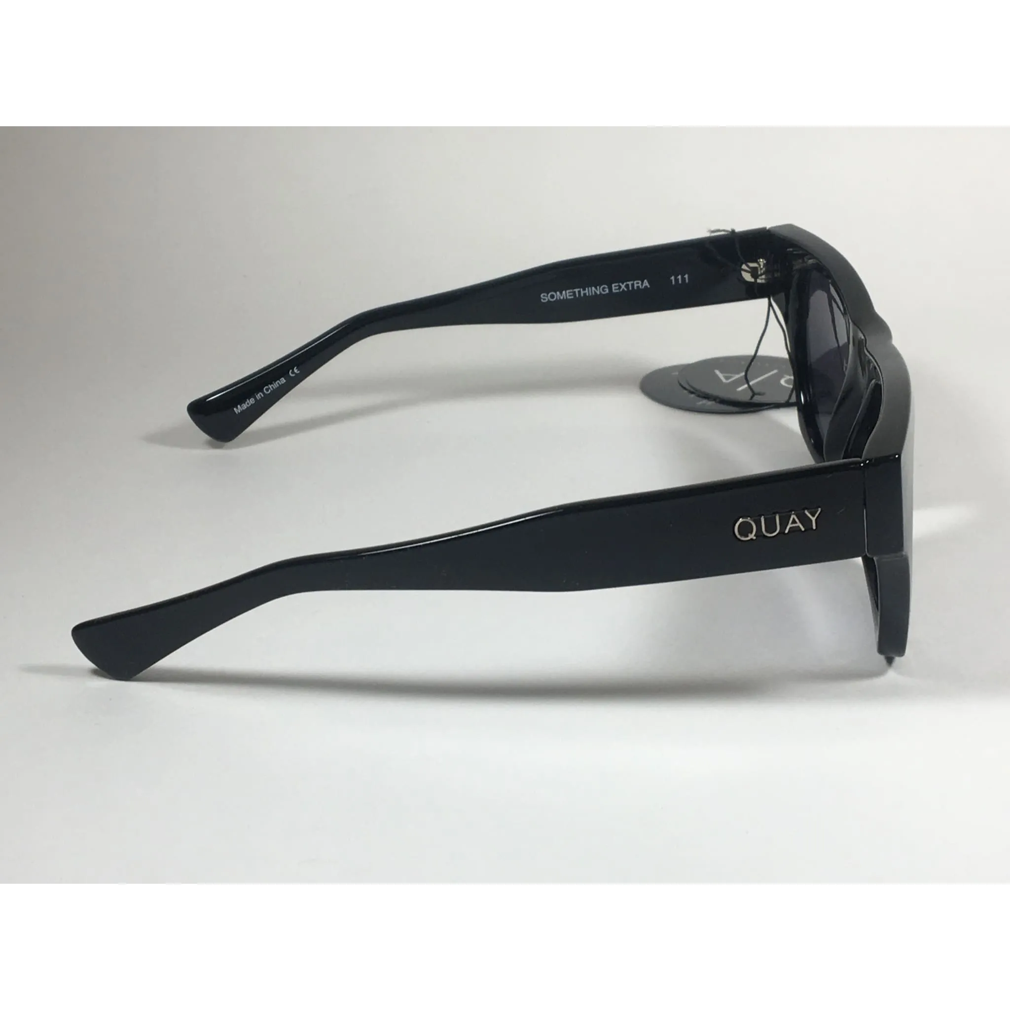 Quay Something Extra Square Sunglasses QW000297 Black Frame Gray Smoke Gradient Lens