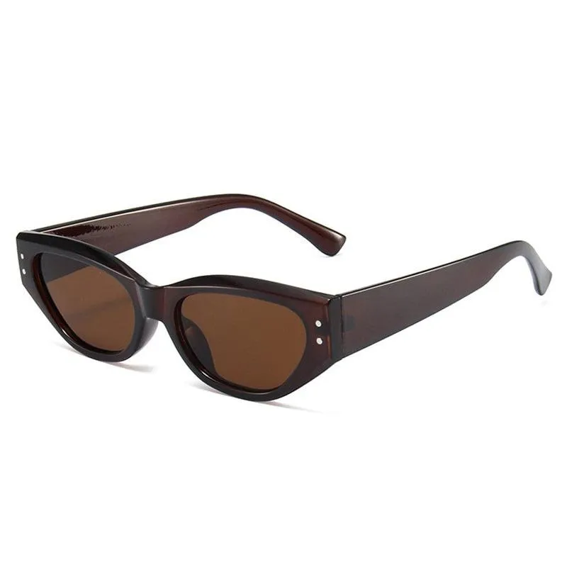 Reflective Retro Womens Sunglasses for Stylish Travel Adventures