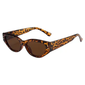 Reflective Retro Womens Sunglasses for Stylish Travel Adventures