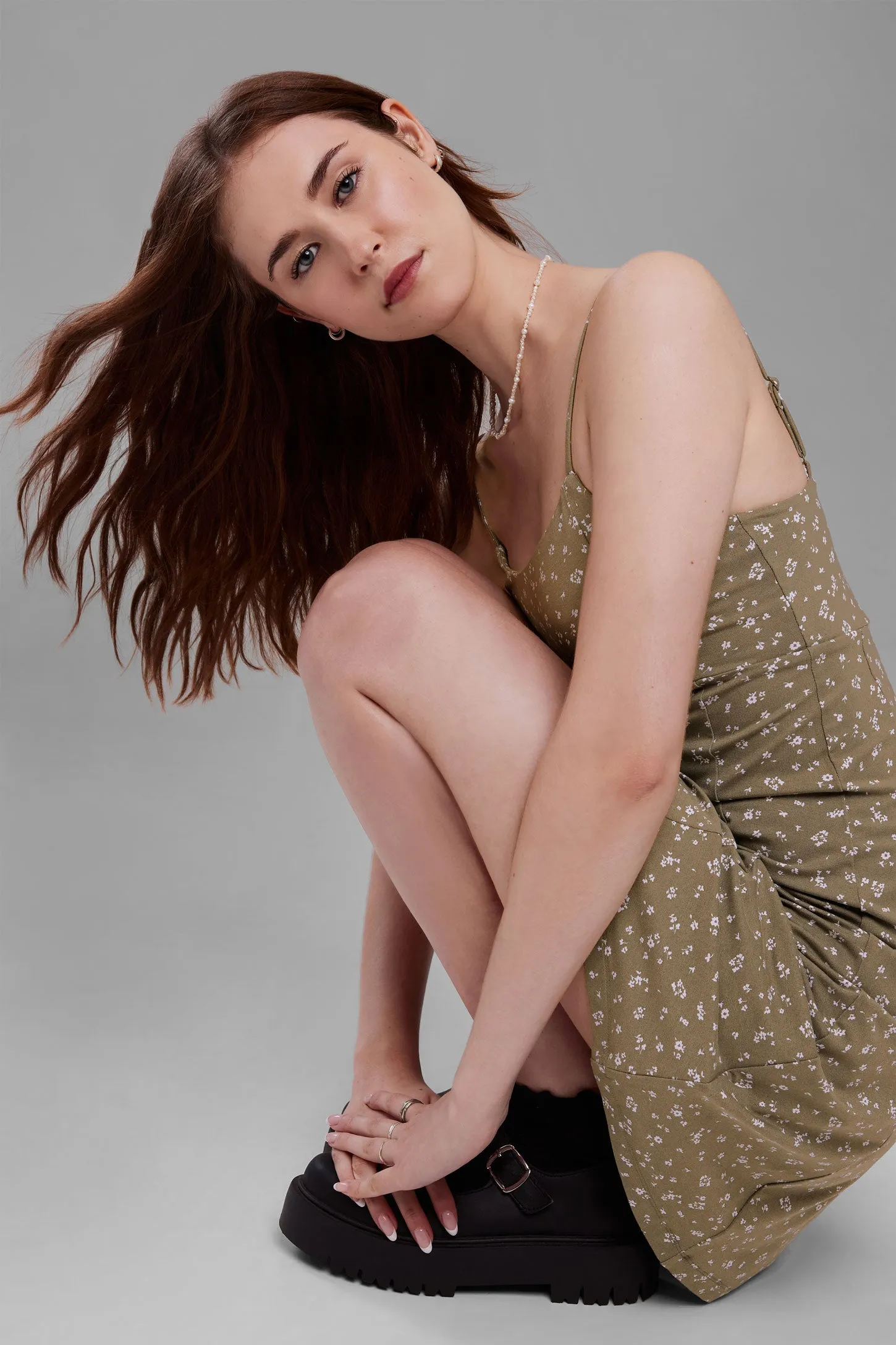 Robe courte à bretelles fines imprimé fleurs - Femme