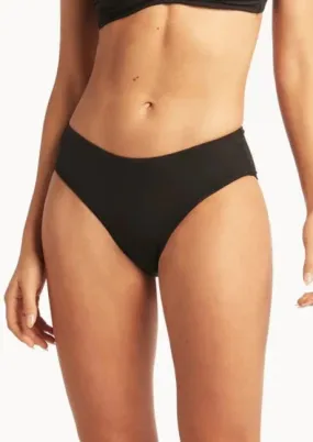 Sea Level Essentials Mid Bikini Bottom