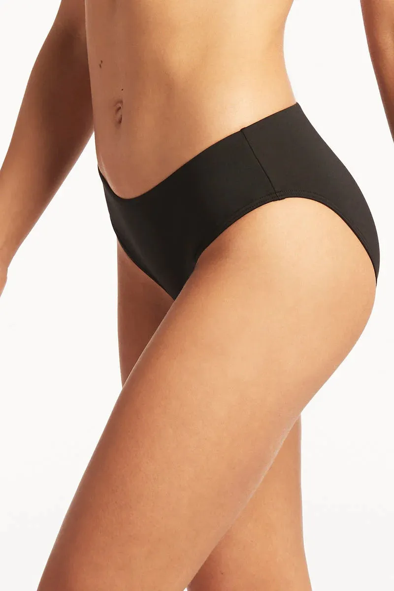 Sea Level Essentials Mid Bikini Bottom