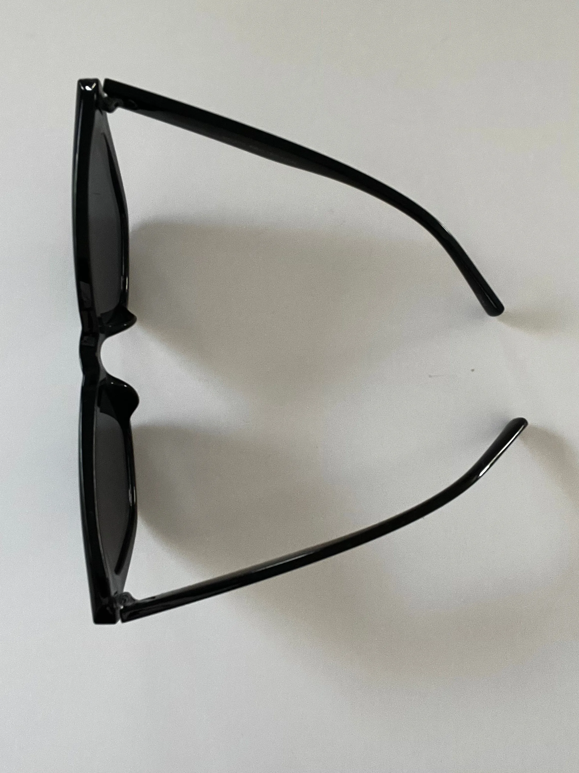 So Chic Sunglasses (Available in 3 colors)