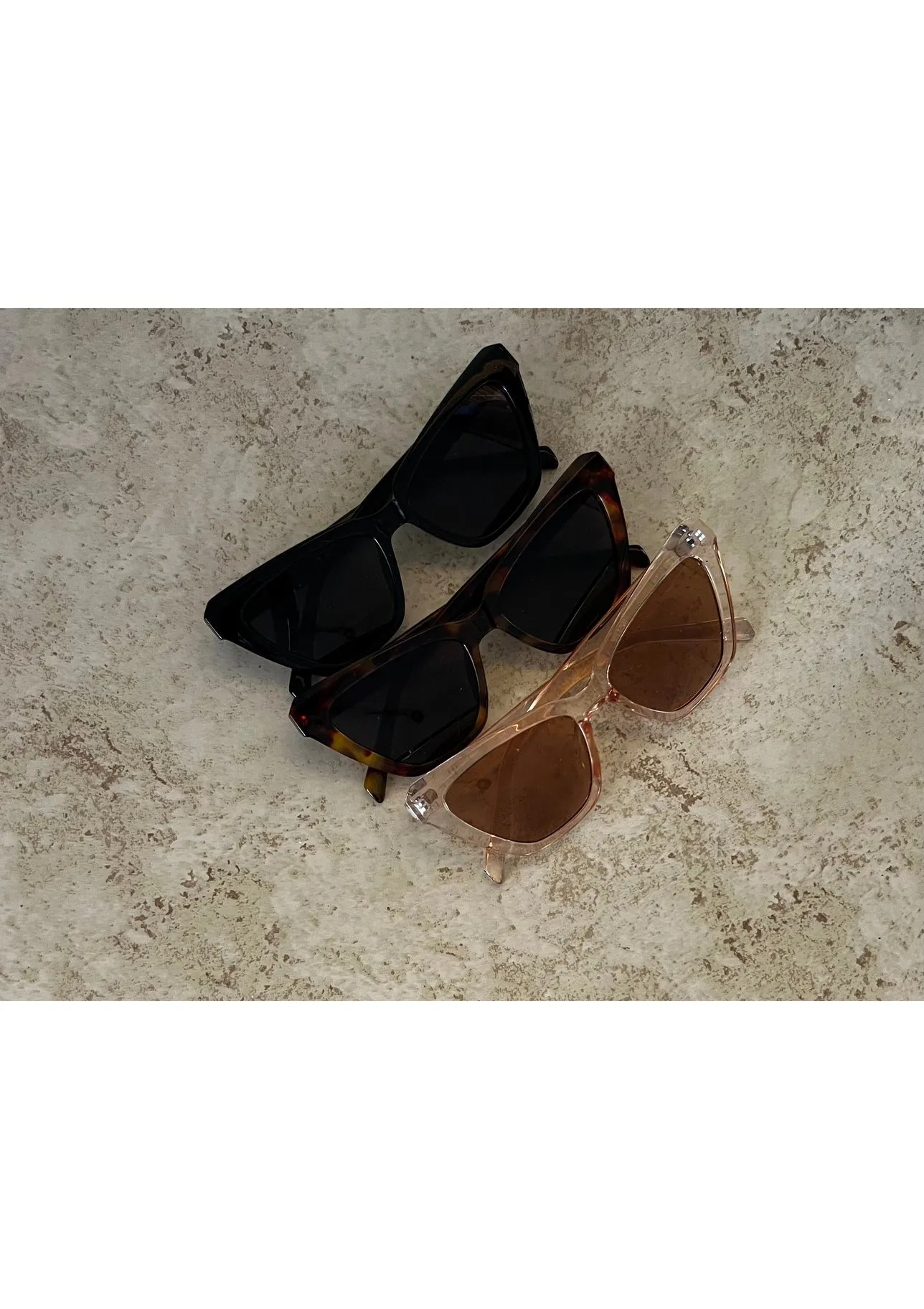 So Chic Sunglasses (Available in 3 colors)