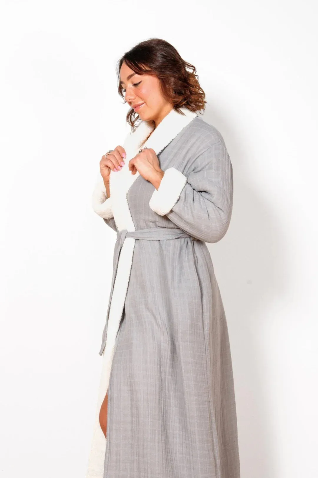 Tofino Towel Boreal Unisex Robe | White   Grey